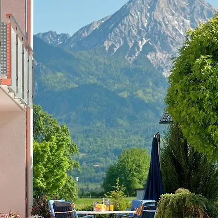 Zum Bildstock Drobollach am Faakersee
